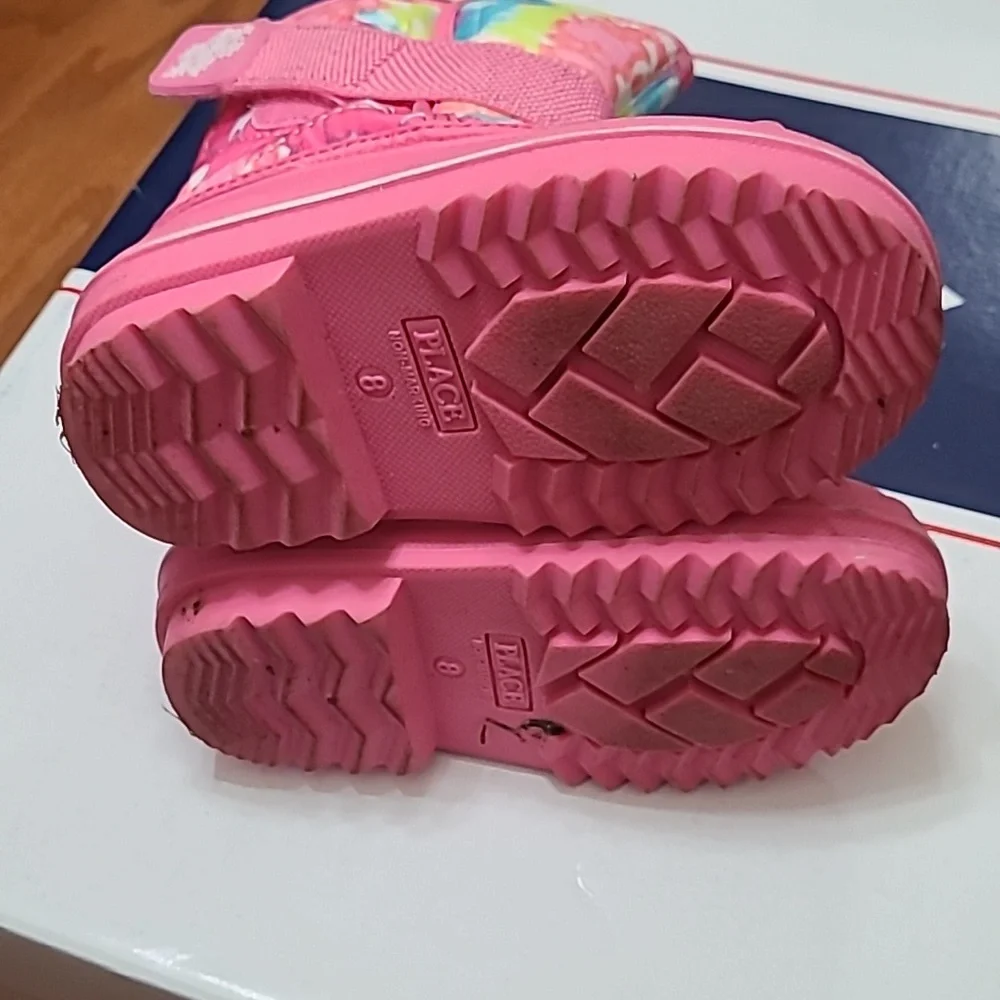 Tie dye pink winter boots